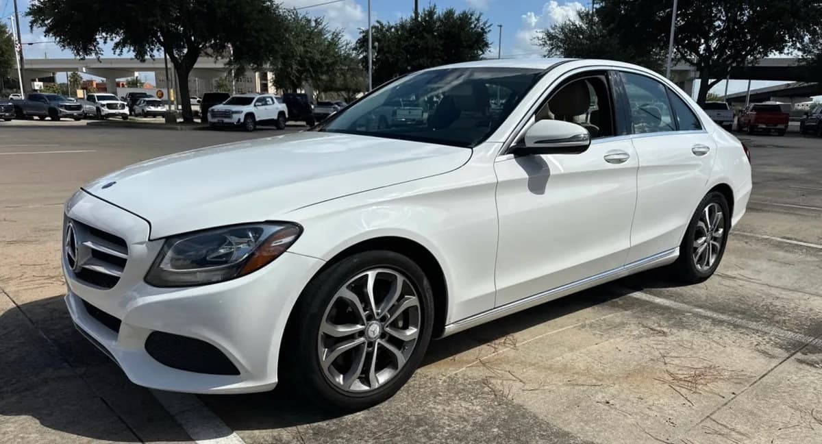2017 MERCEDES-BENZ C-CLASS C 300