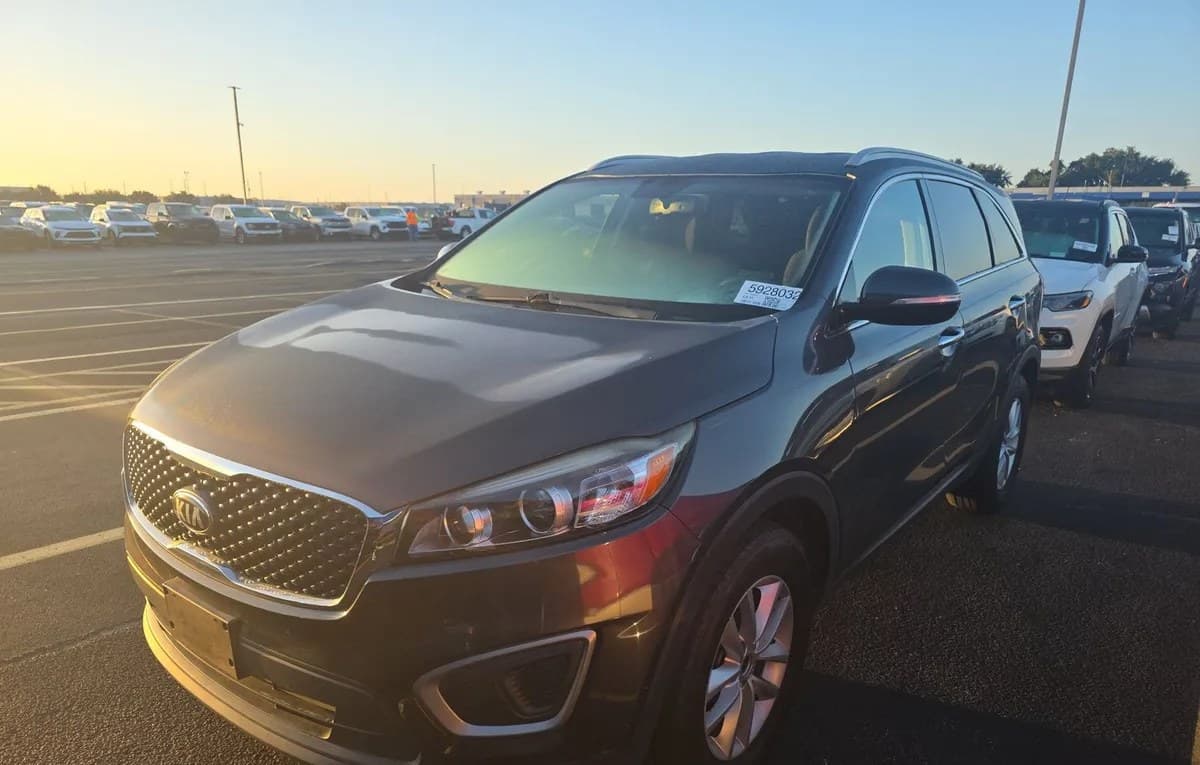 2017 KIA SORENTO LX 1
