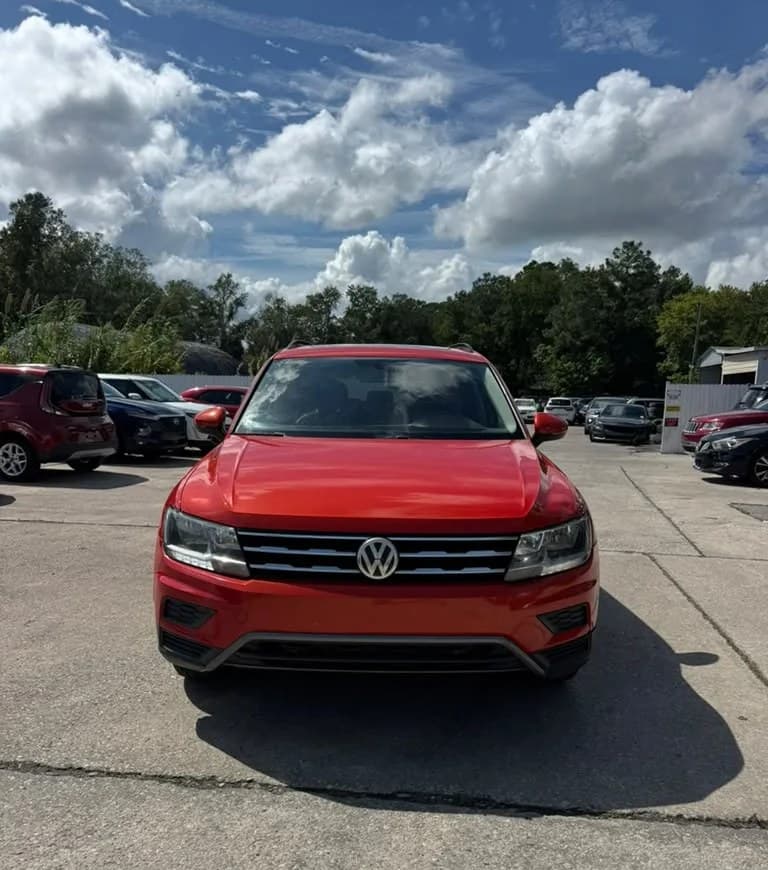 2018 VOLKSWAGEN TIGUAN 2.0T SE