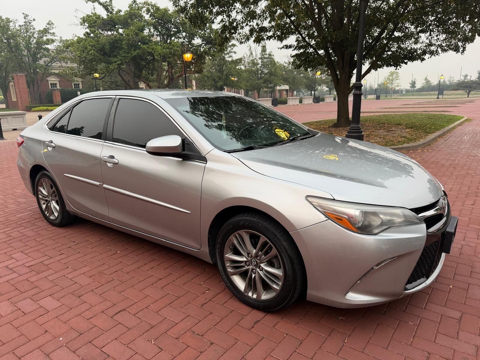 2017 TOYOTA CAMRY SE