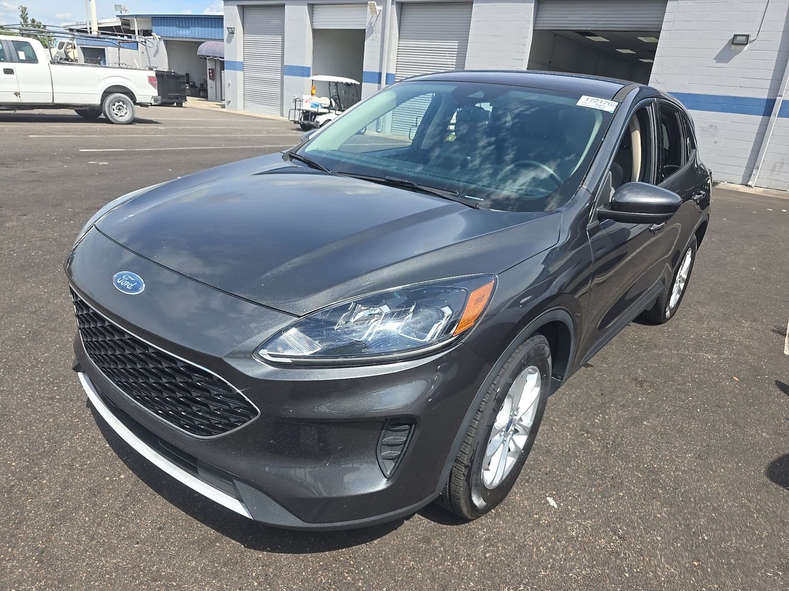 2020 FORD ESCAPE SE 1
