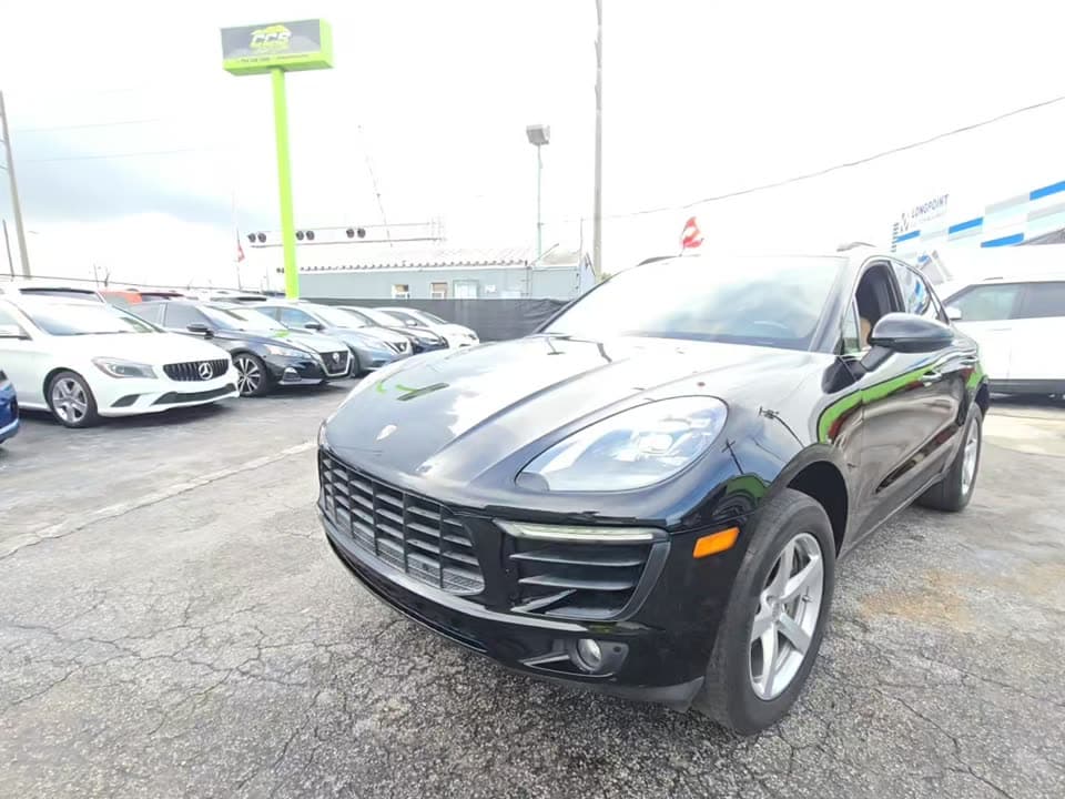 2017 PORSCHE MACAN S 1