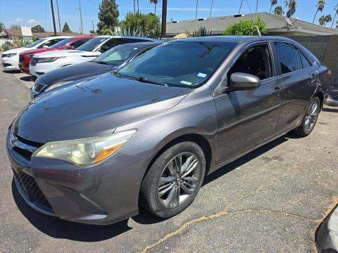 2017 TOYOTA CAMRY SE