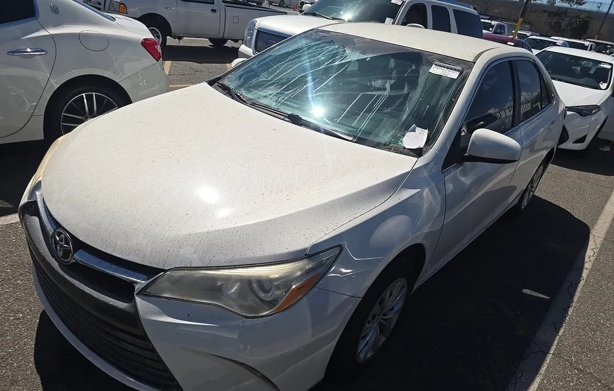 2017 TOYOTA CAMRY LE