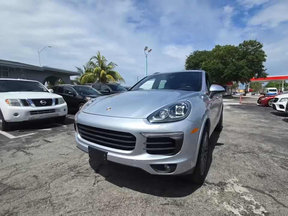 2017 PORSCHE CAYENNE PLATINUM Edition 1