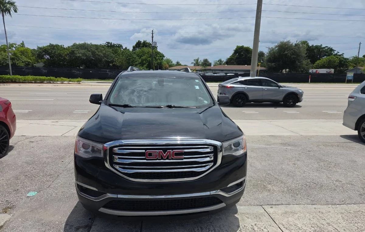 2019 GMC ACADIA SLT 1