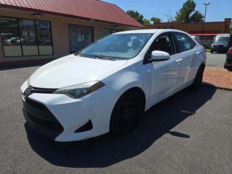 2017 TOYOTA COROLLA LE