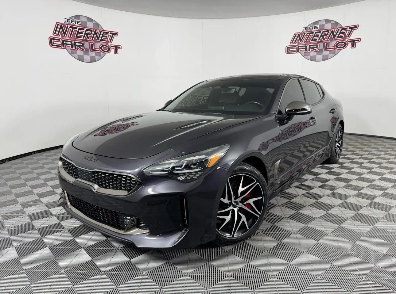 2022 KIA STINGER GT-Line