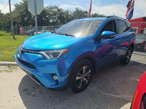 2017 TOYOTA RAV4 XLE