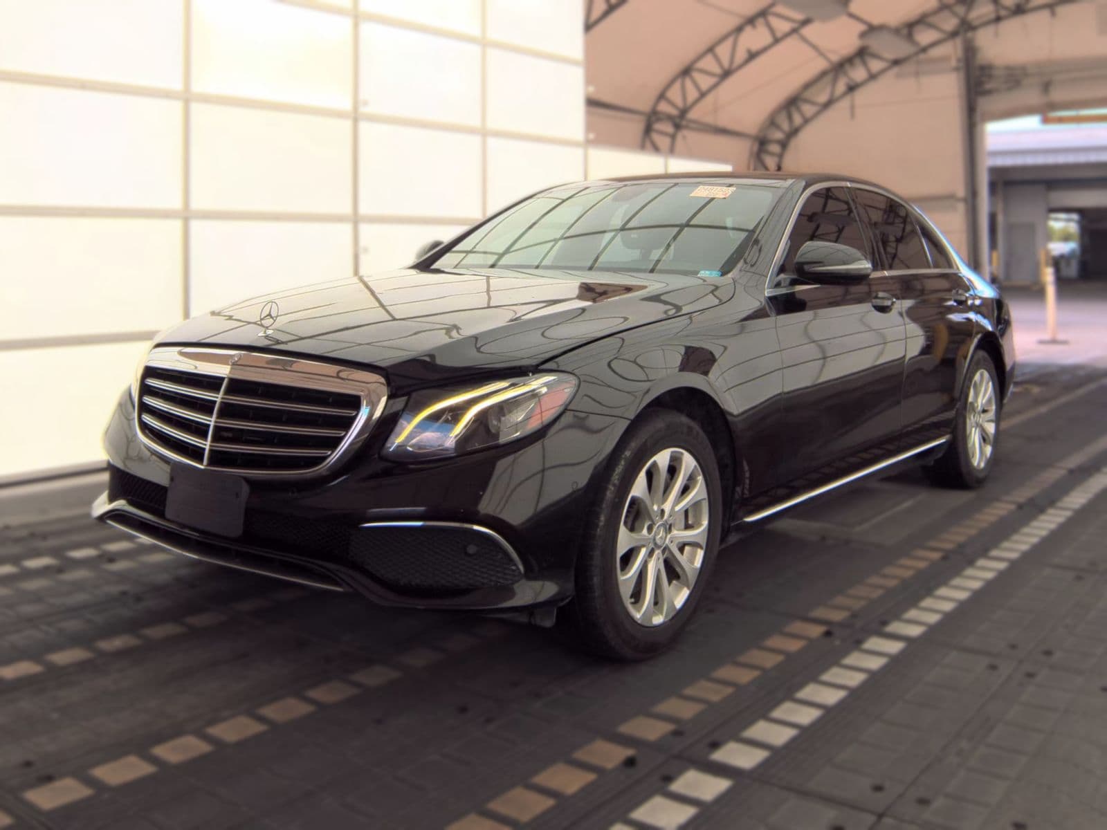 2017 MERCEDES-BENZ E-CLASS E 300 Luxury