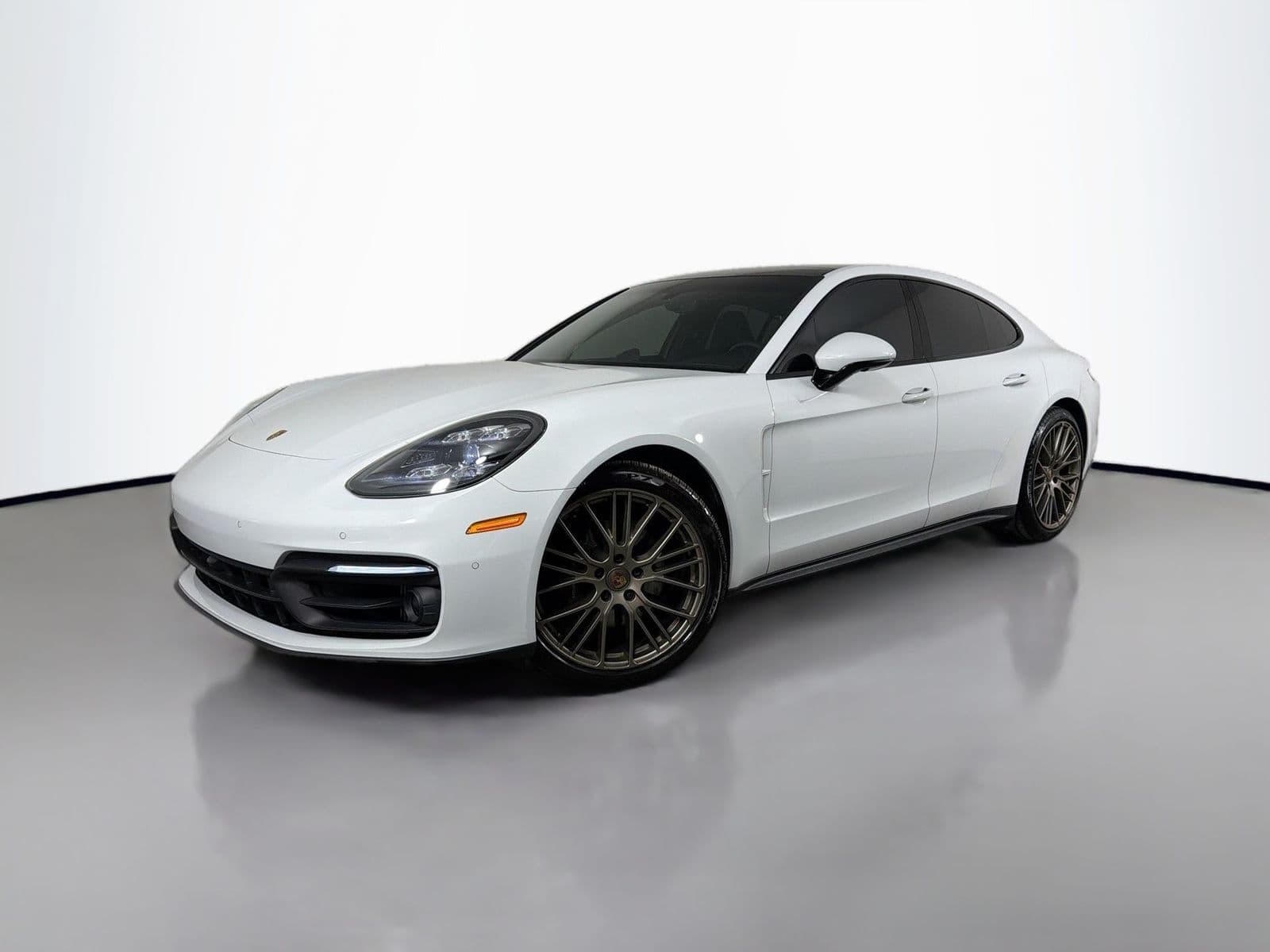 2023 PORSCHE PANAMERA PLATINUM Edition