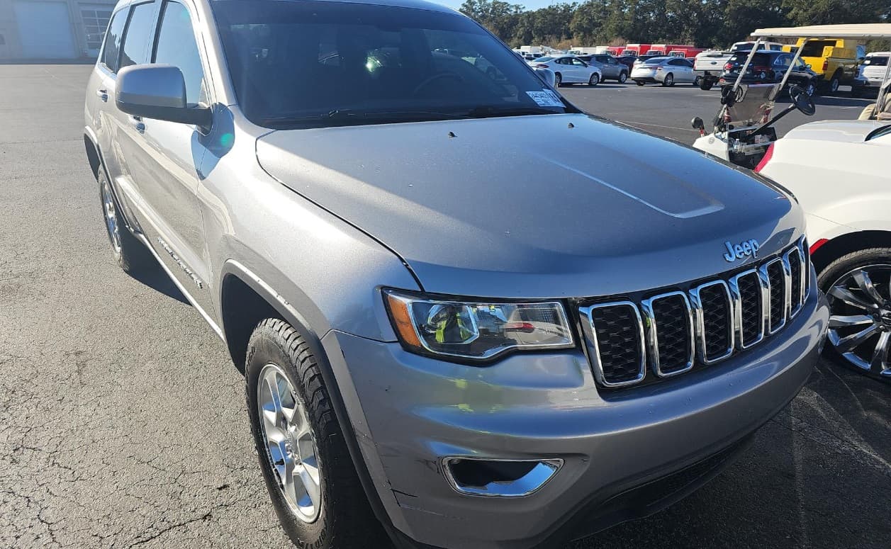2017 JEEP GRAND CHEROKEE Laredo 1