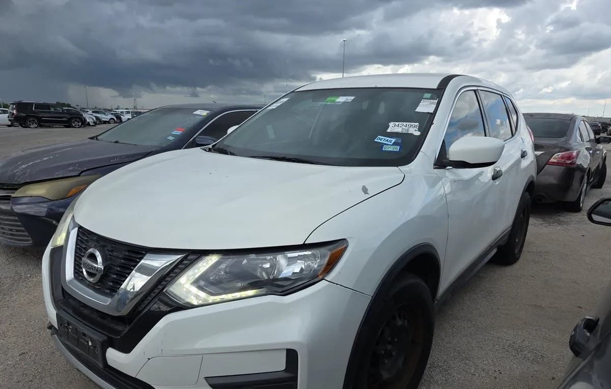 2017 NISSAN ROGUE S 1
