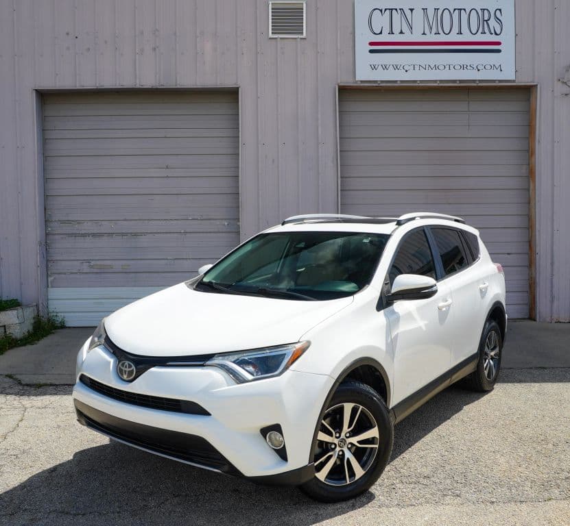 2017 TOYOTA RAV4 XLE