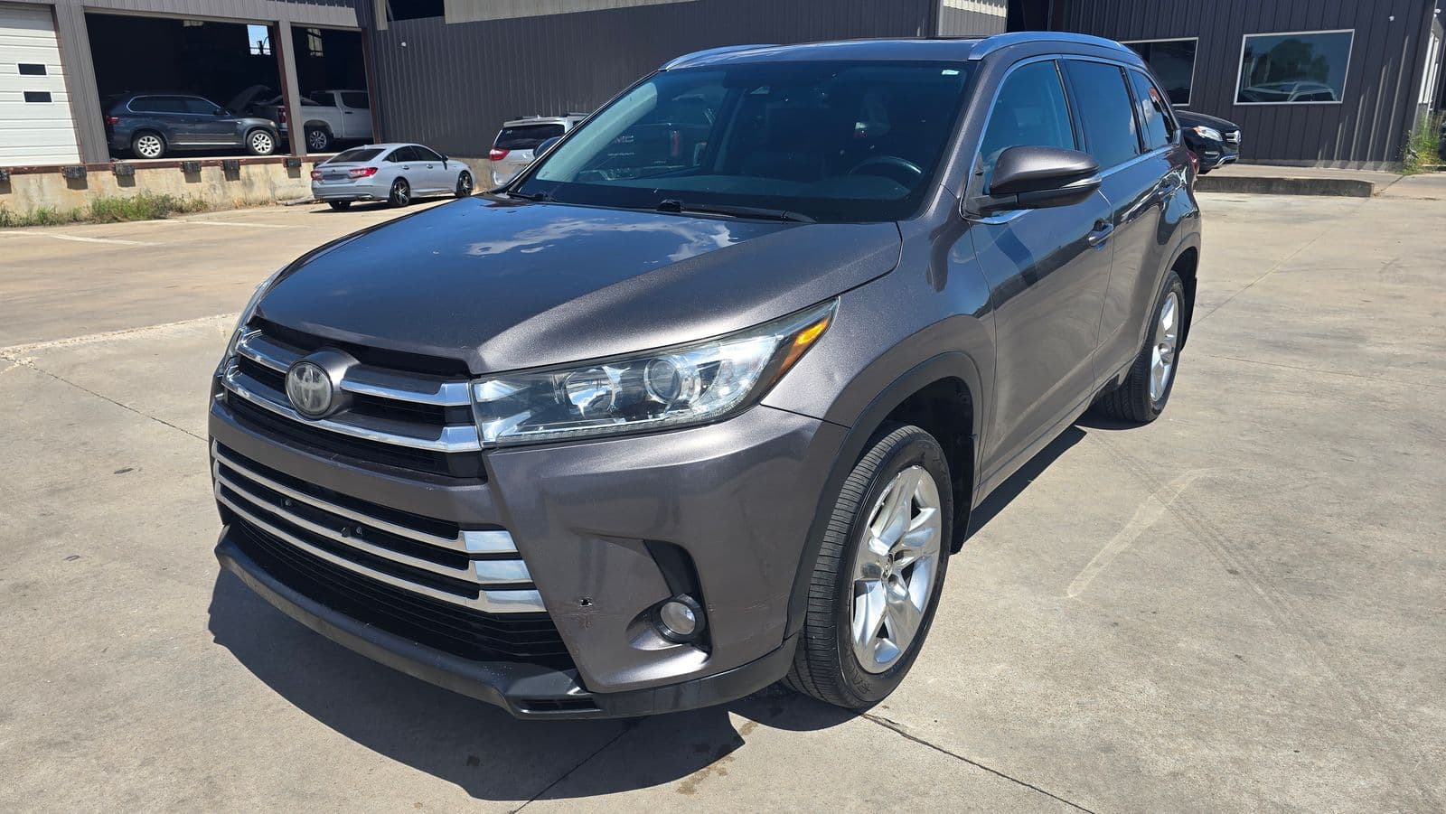 2017 TOYOTA HIGHLANDER Limited