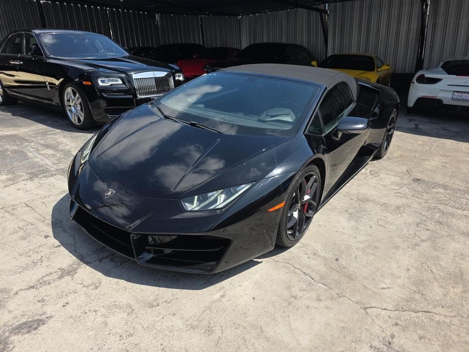2017 LAMBORGHINI HURACAN LP 580-2