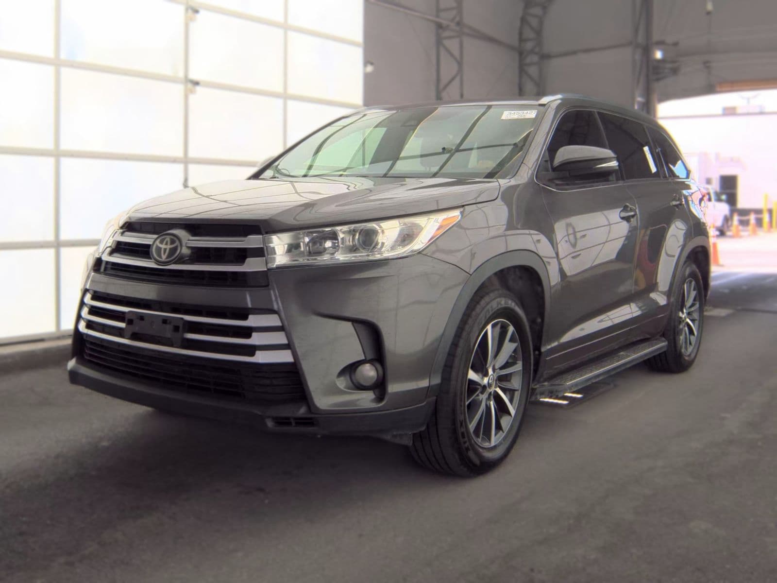 2017 TOYOTA HIGHLANDER XLE