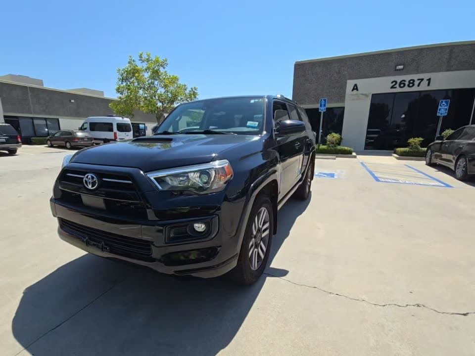 2023 TOYOTA 4RUNNER TRD Sport