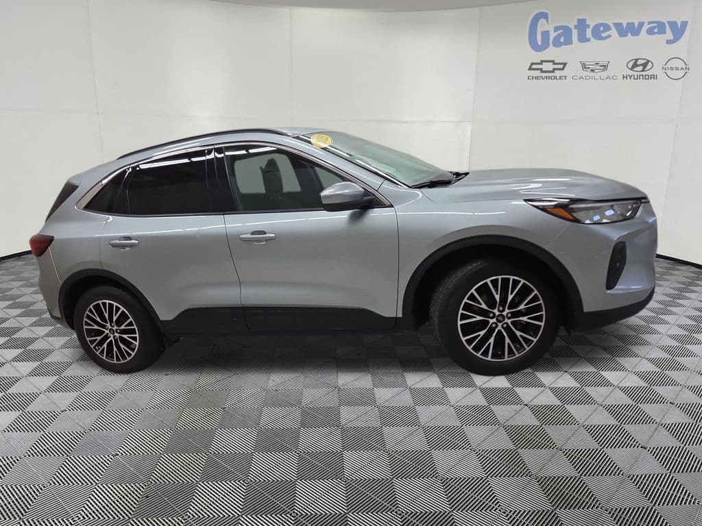 2023 FORD ESCAPE PLUG-IN Hybrid