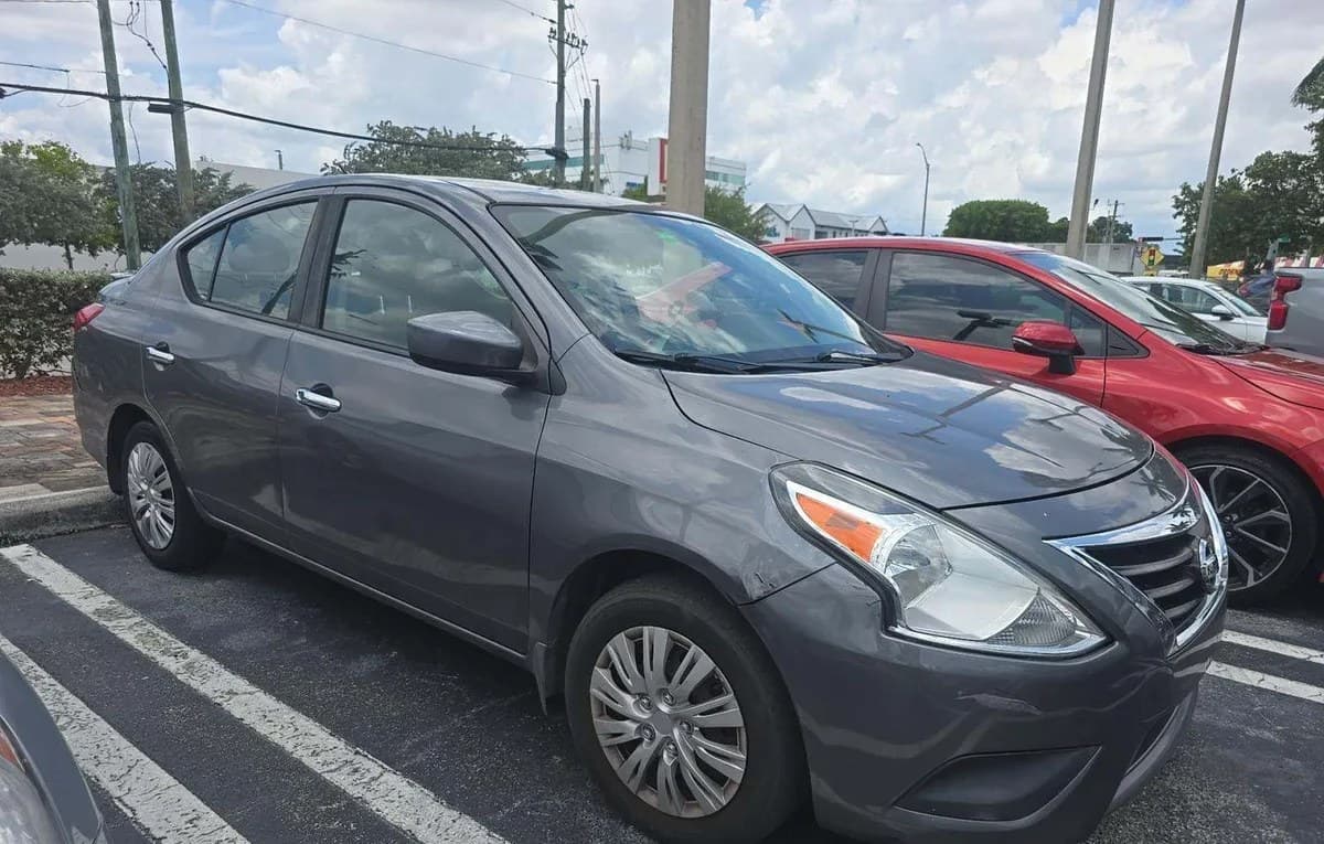 2017 NISSAN VERSA 1.6 SV