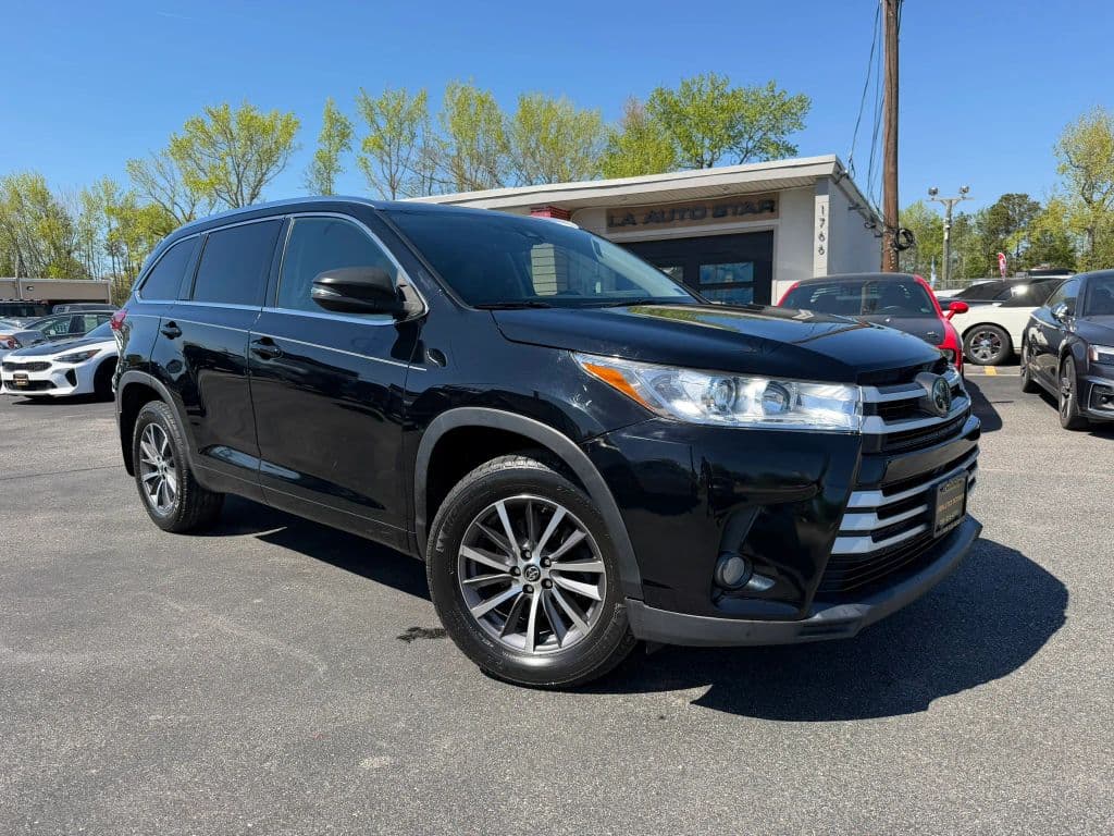 2017 TOYOTA HIGHLANDER XLE
