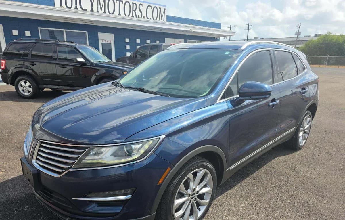 2017 LINCOLN MKC Select 1
