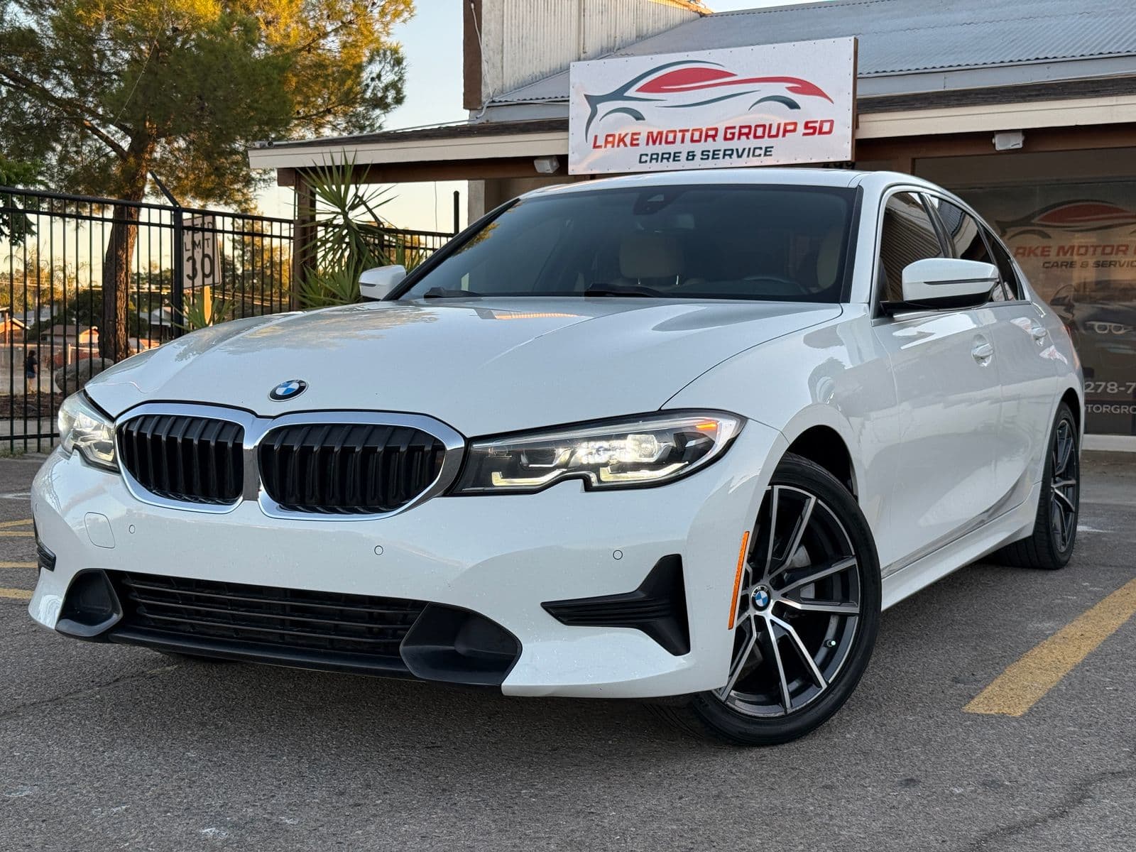 2020 BMW 3 SERIES 330i 1