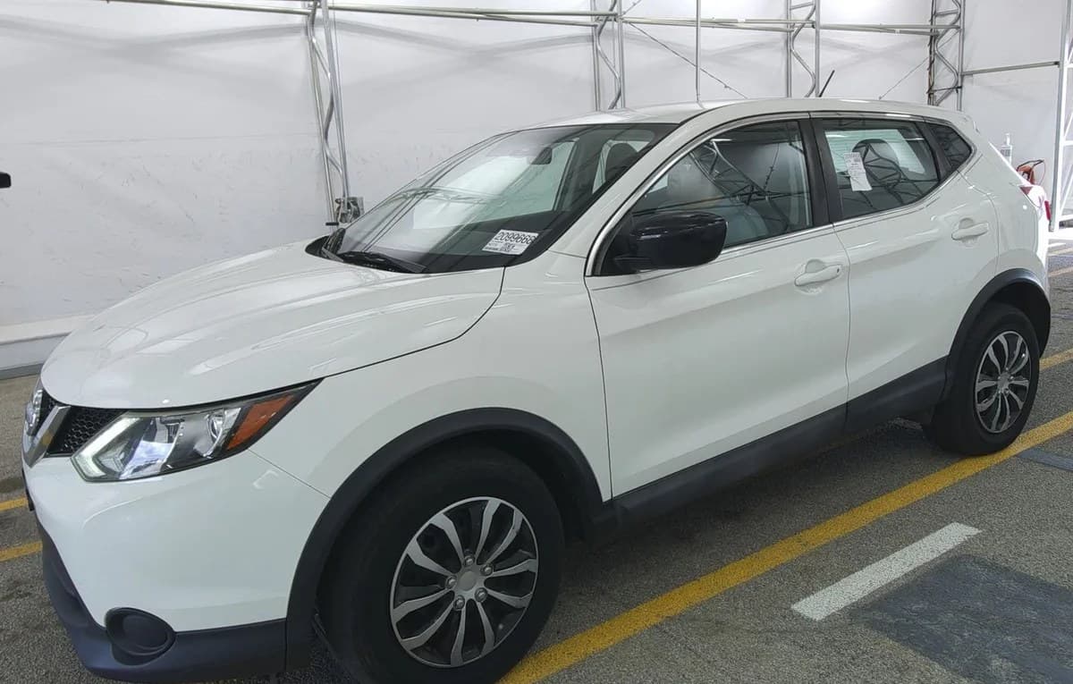 2017 NISSAN ROGUE SPORT S