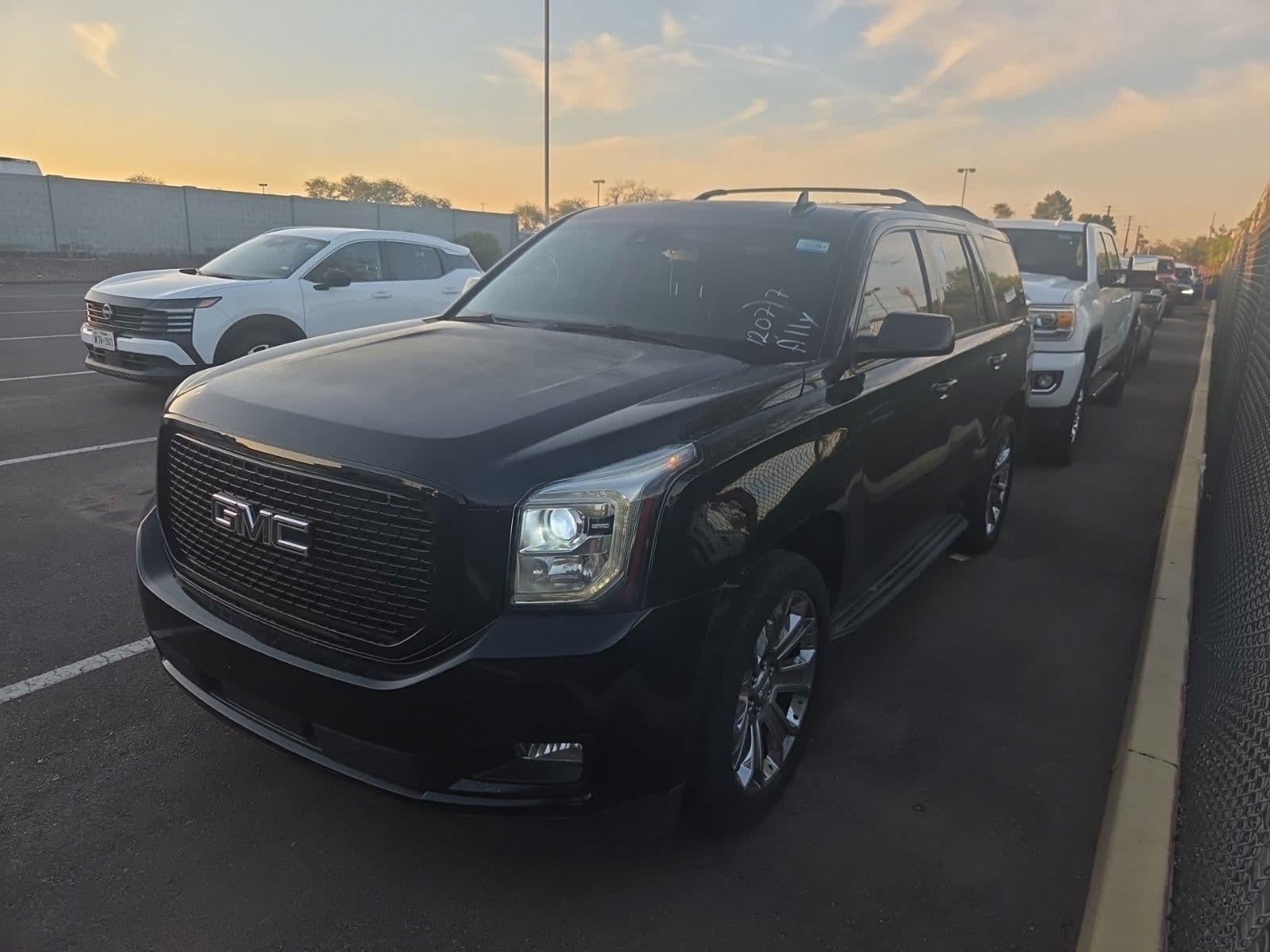 2017 GMC YUKON SLT