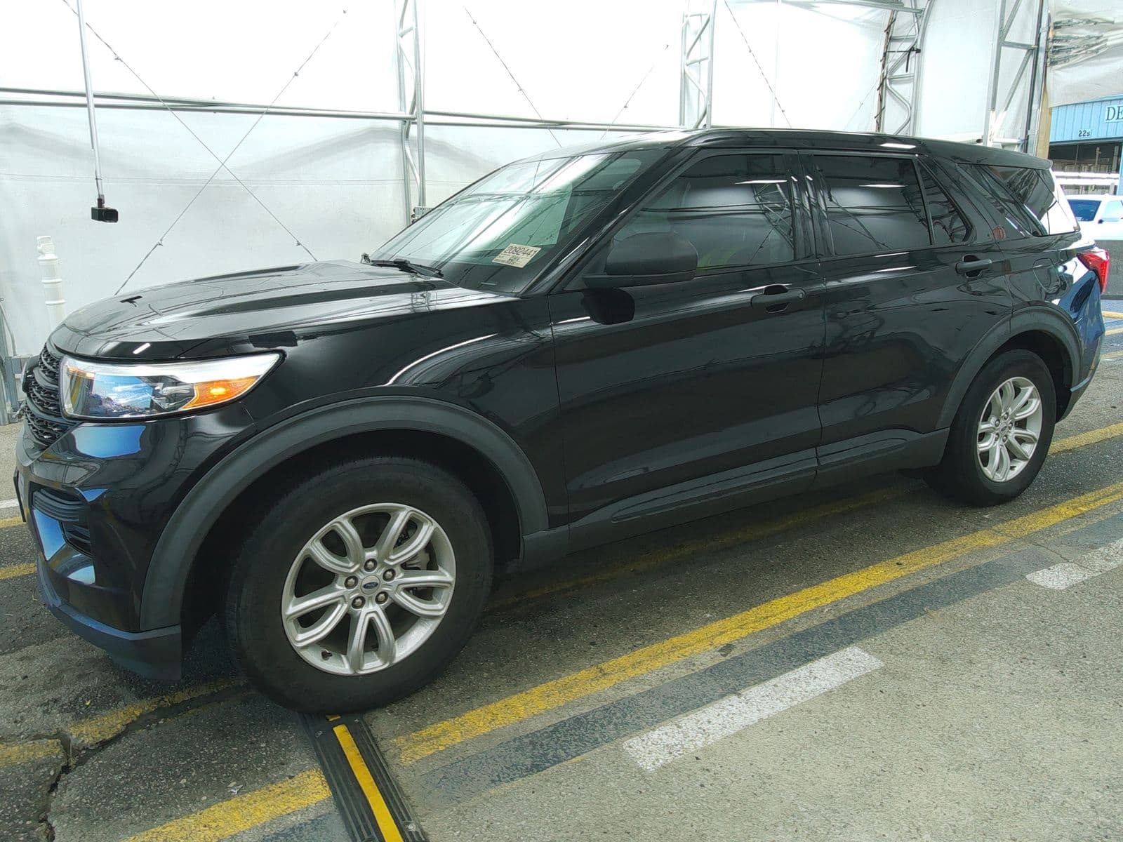 2021 FORD EXPLORER Base 1