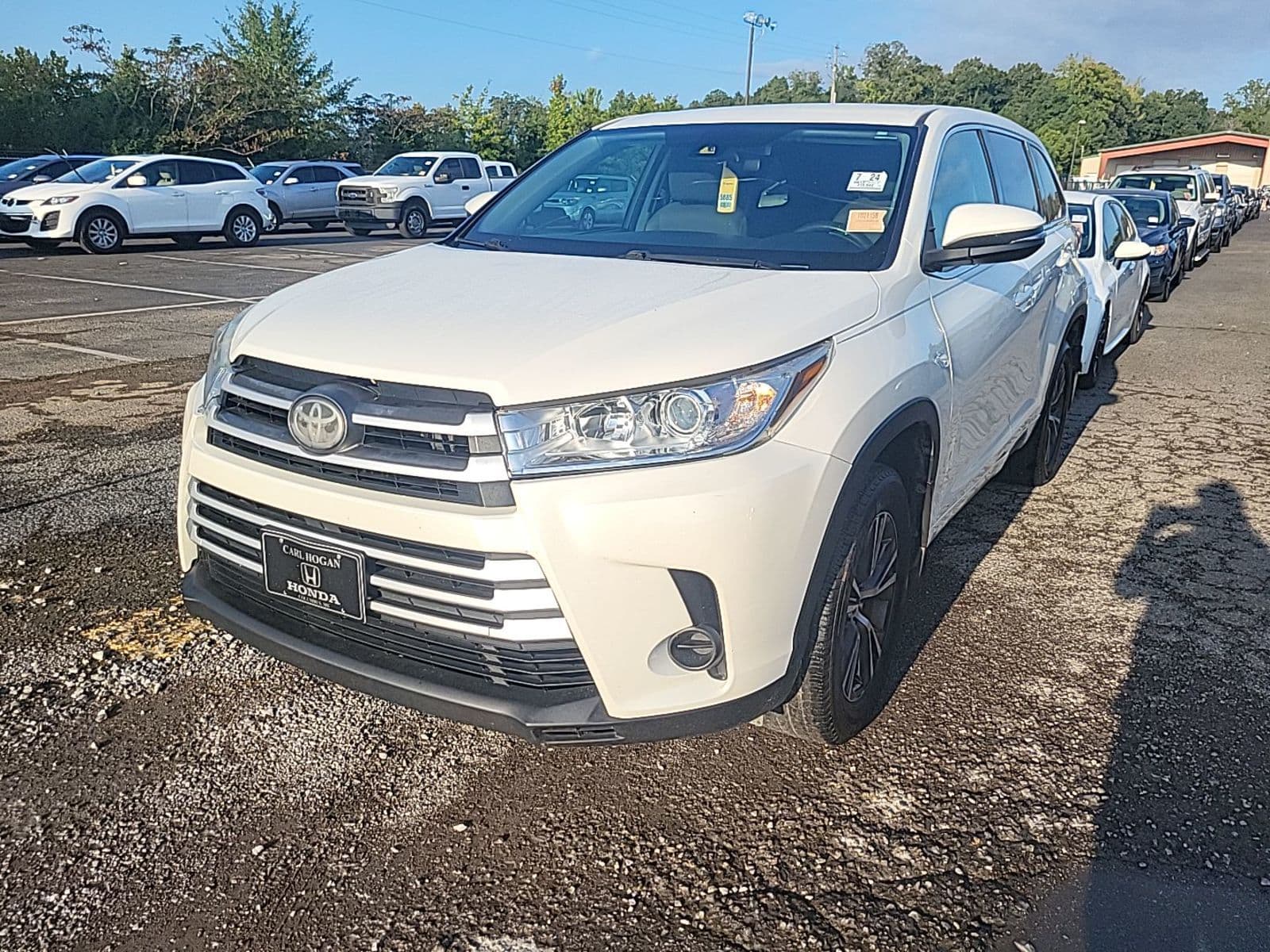 2017 TOYOTA HIGHLANDER LE