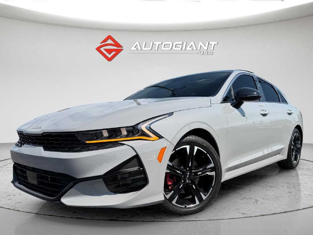 2022 KIA K5 GT-Line