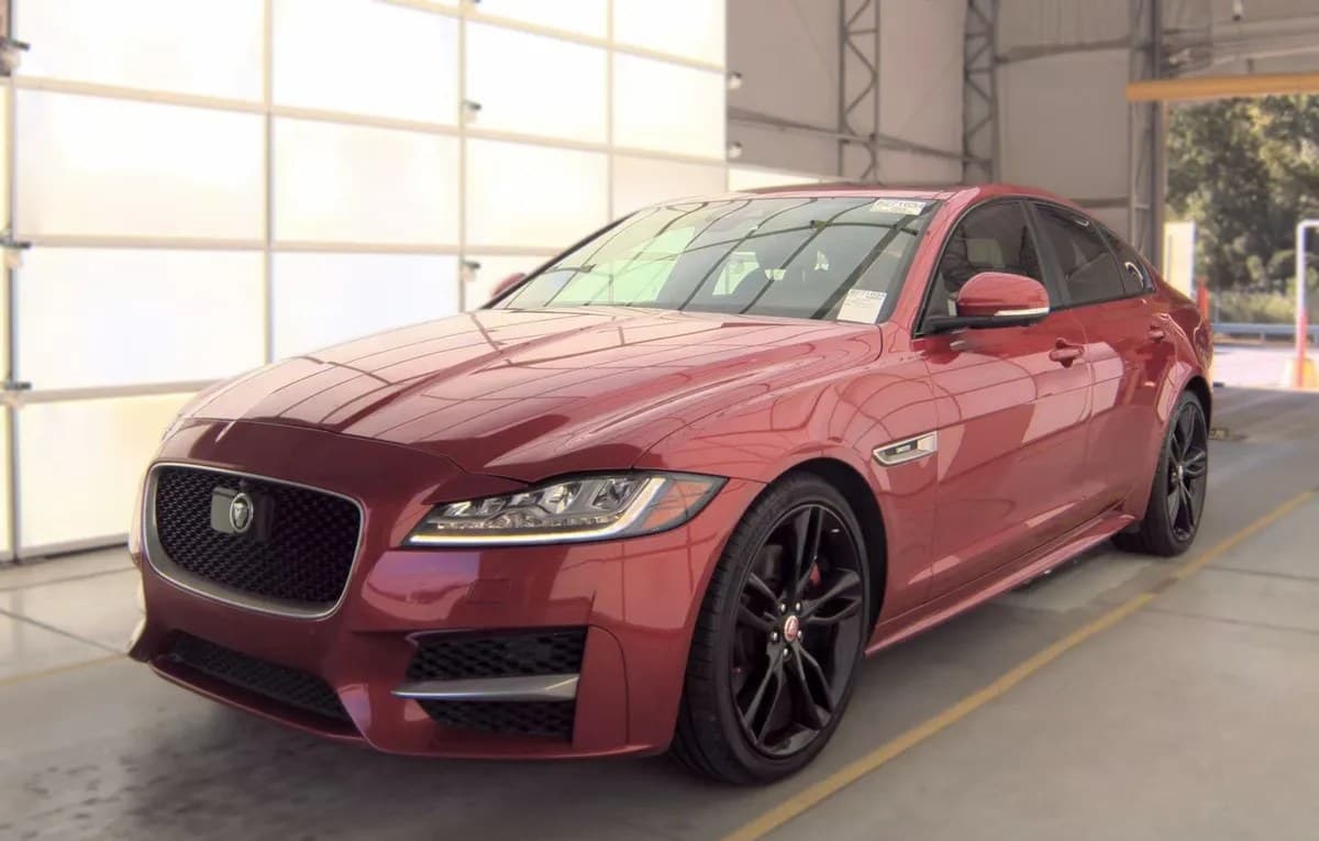 2017 JAGUAR XF 35T R-Sport 1