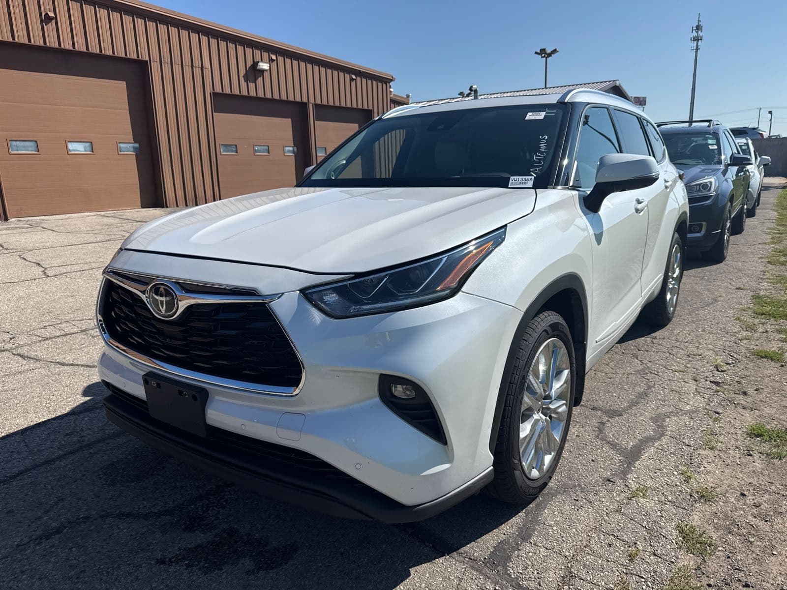 2023 TOYOTA HIGHLANDER Limited