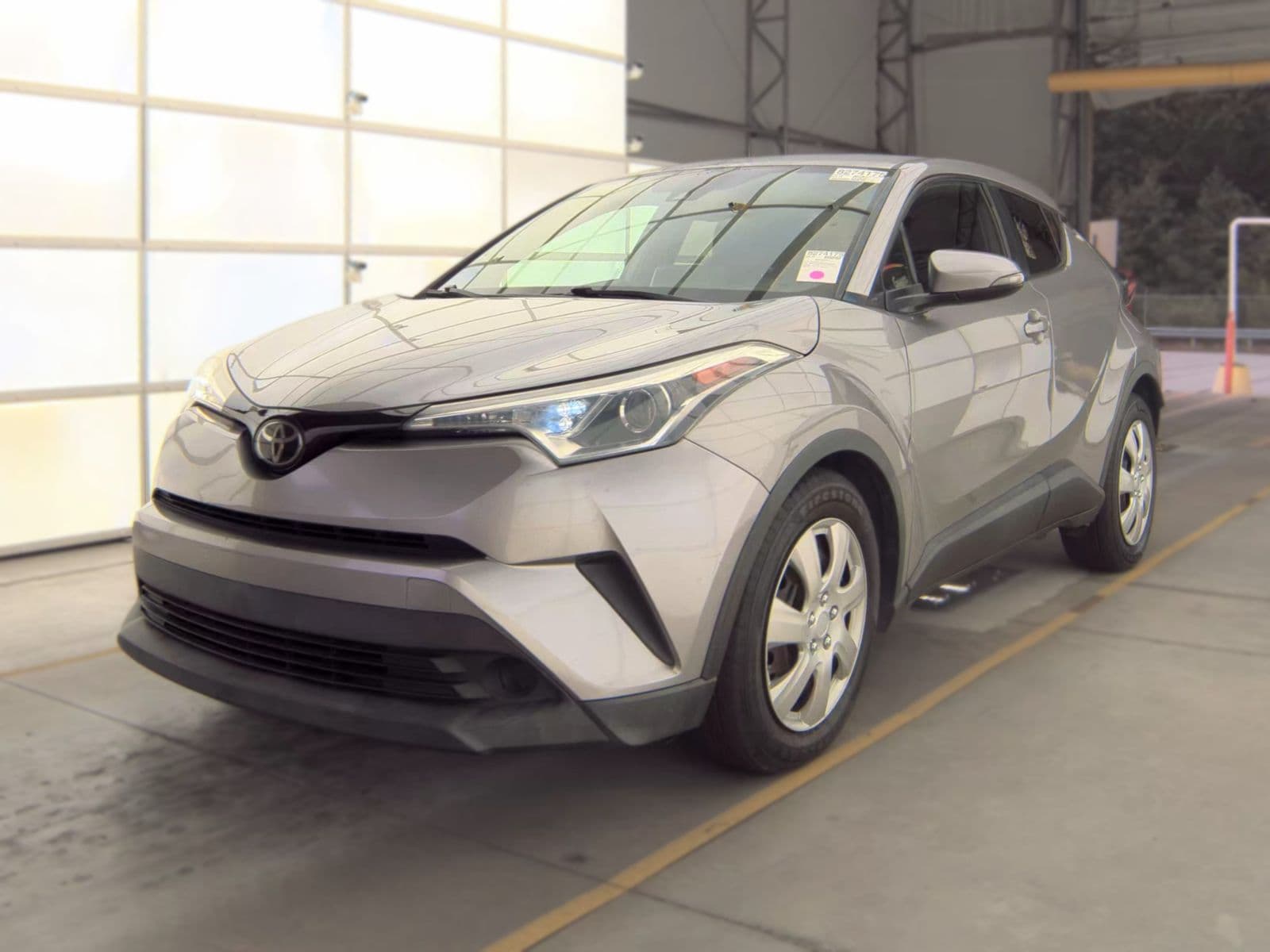 2019 TOYOTA C-HR LE