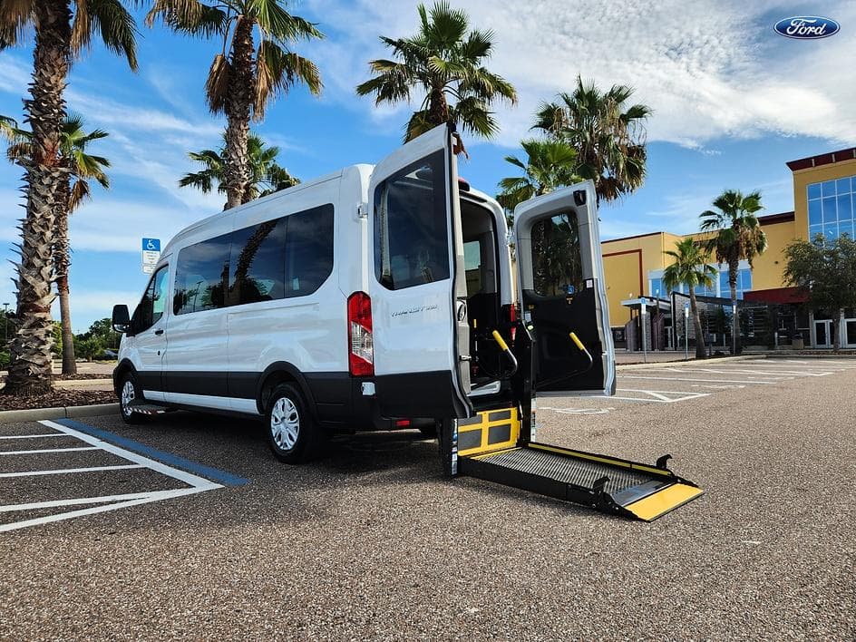 2024 FORD TRANSIT 350 XL