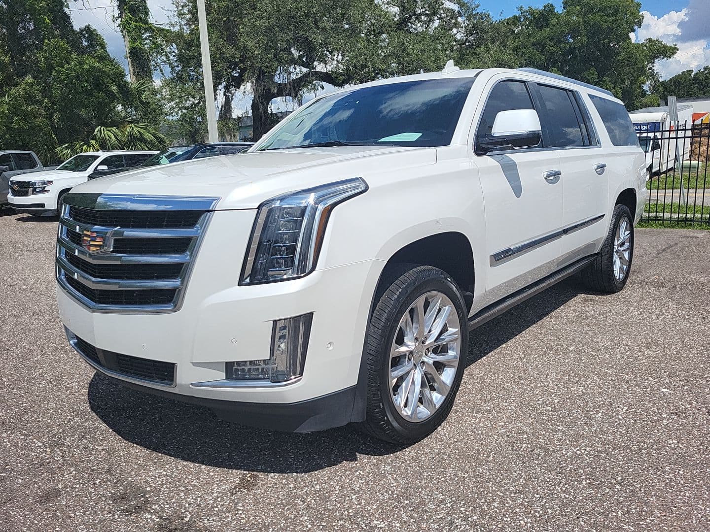 2018 CADILLAC ESCALADE ESV PREMIUM Luxury