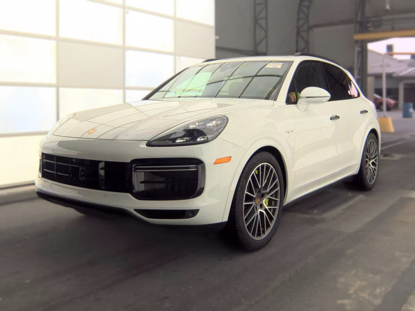 2020 PORSCHE CAYENNE E-HYBRID TURBO S