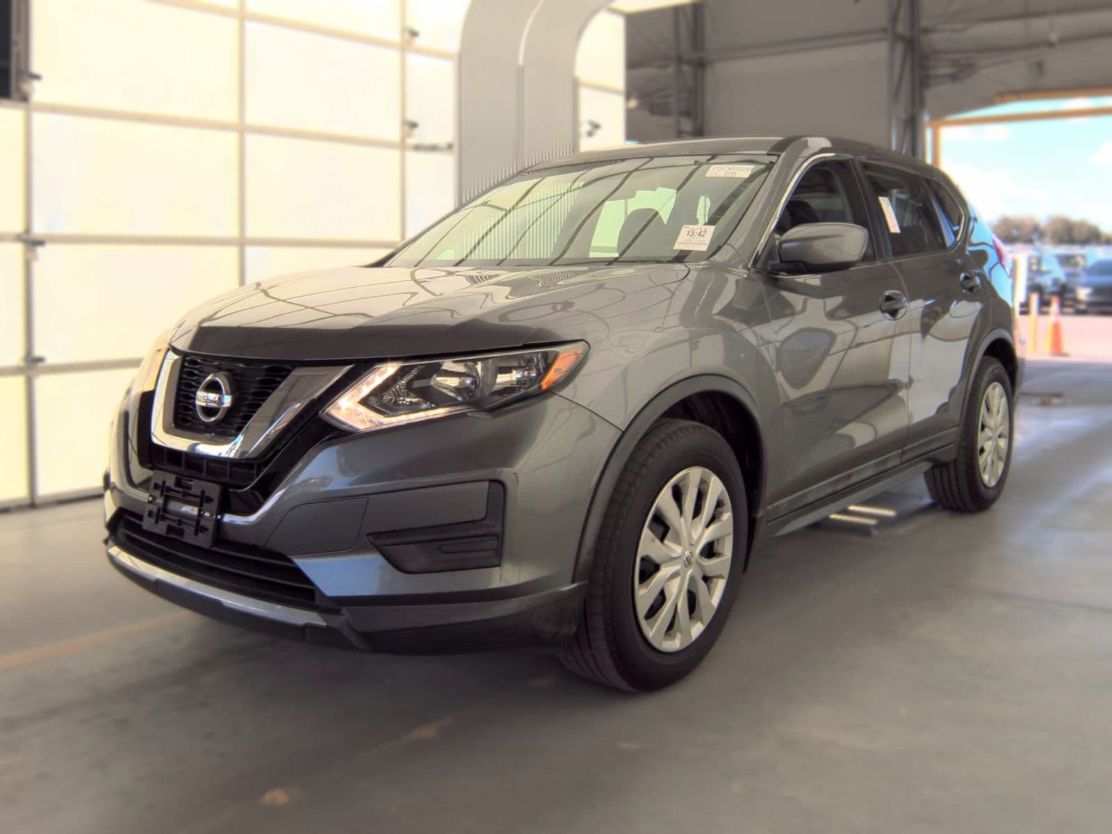 2017 NISSAN ROGUE S 1