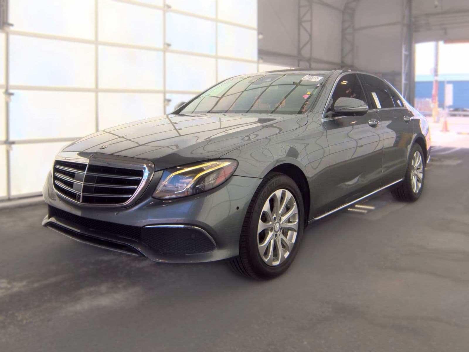 2017 MERCEDES-BENZ E-CLASS E 300 Luxury 1