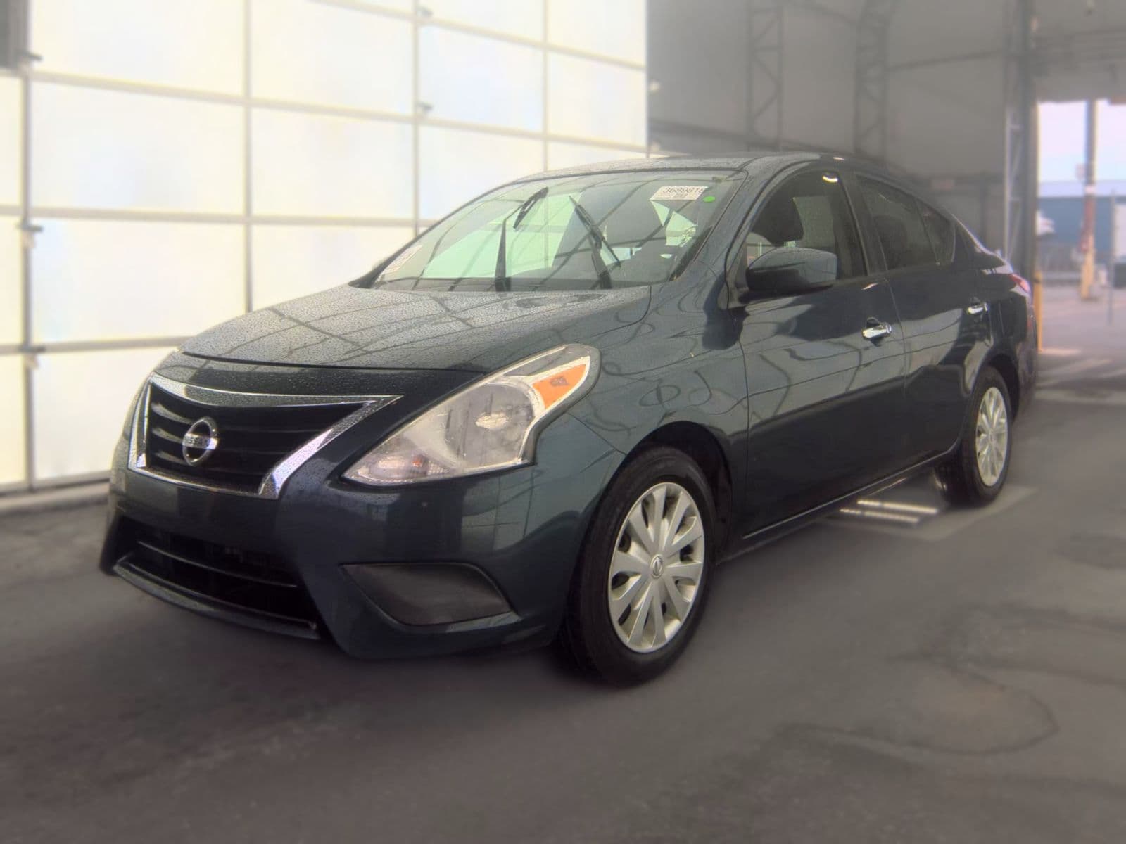 2017 NISSAN VERSA 1.6 SV 1