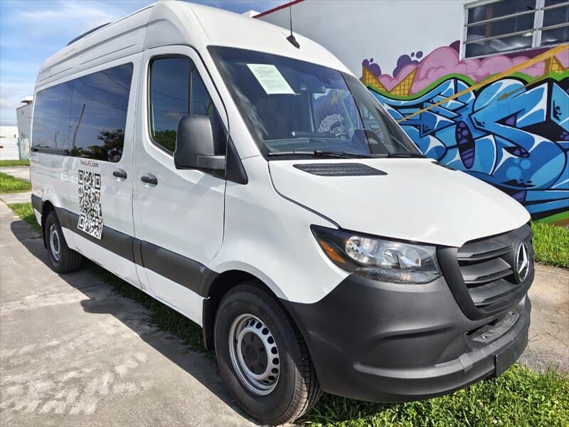 2025 MERCEDES-BENZ SPRINTER 2500 Base