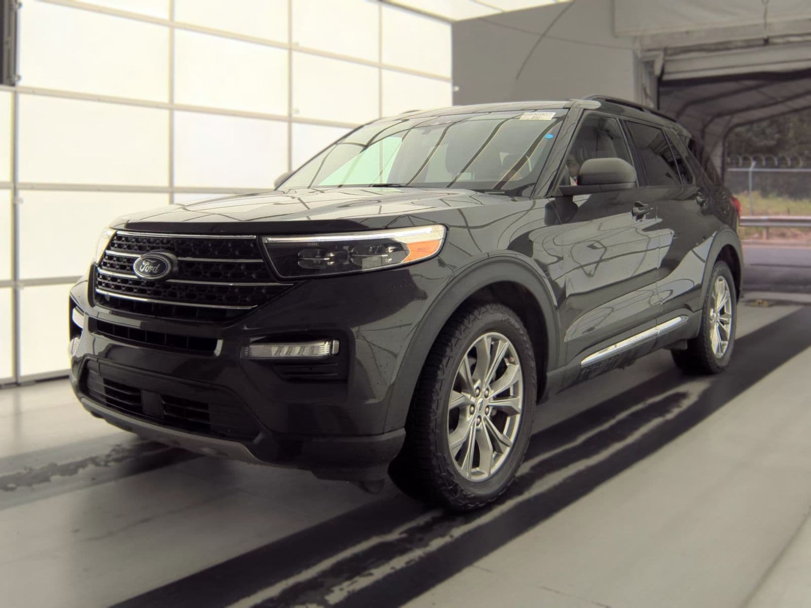 2022 FORD EXPLORER XLT 1