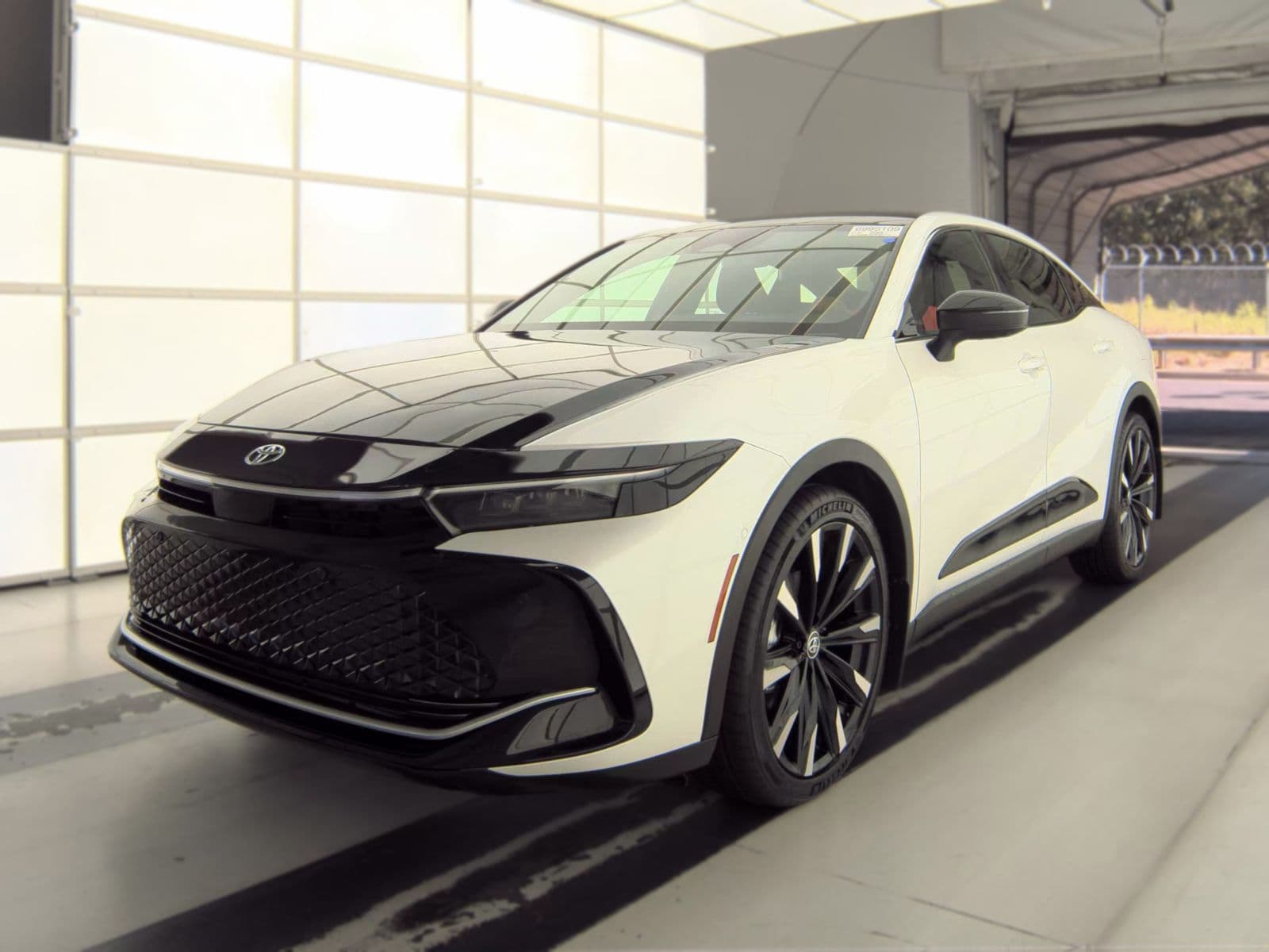2026 TOYOTA CROWN Platinum