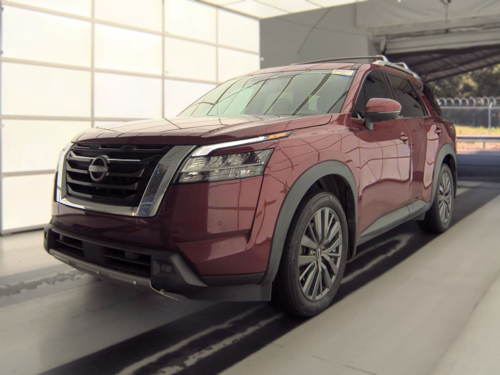 2022 NISSAN PATHFINDER SL 1