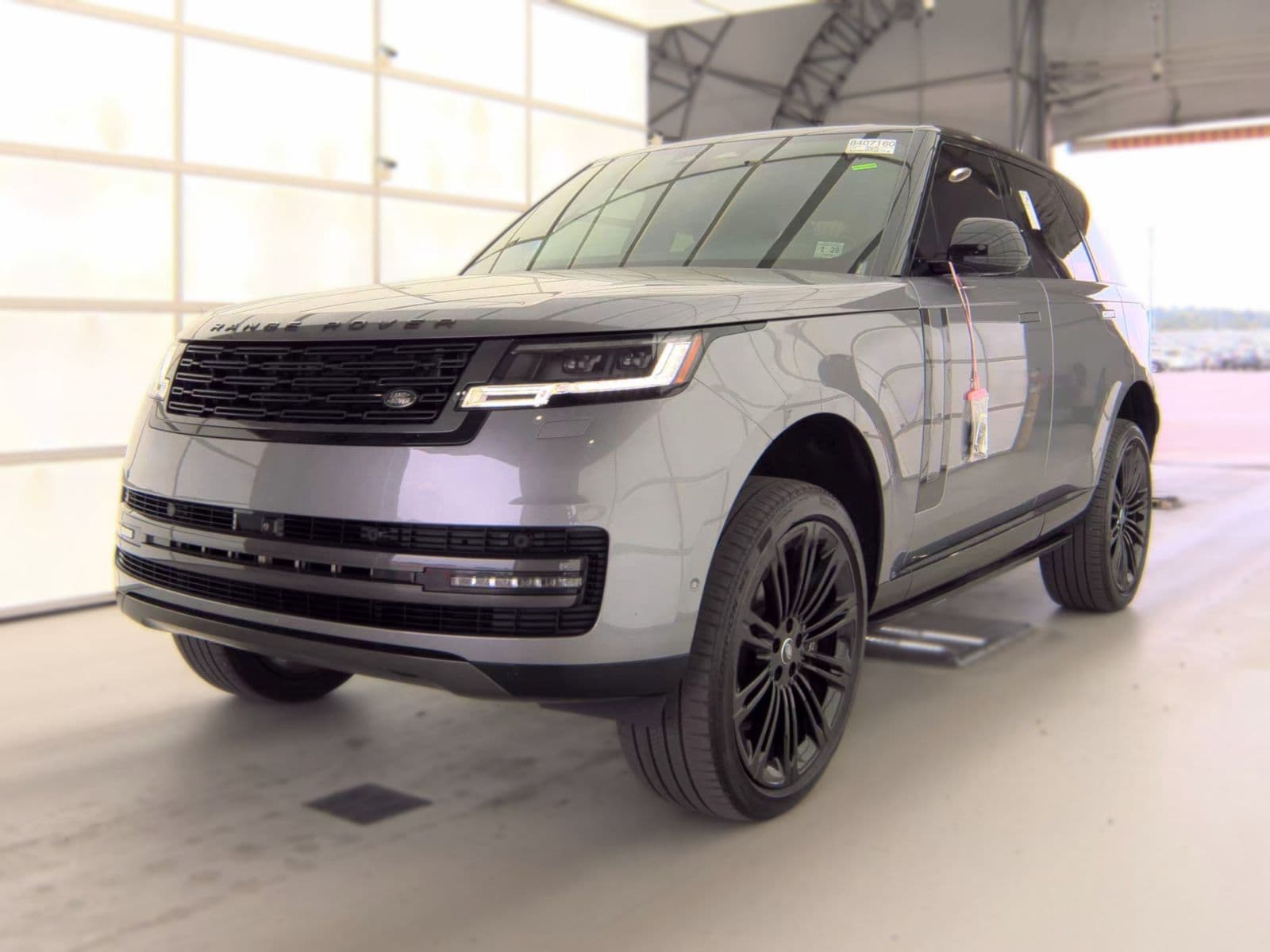 2025 LAND ROVER RANGE ROVER SE