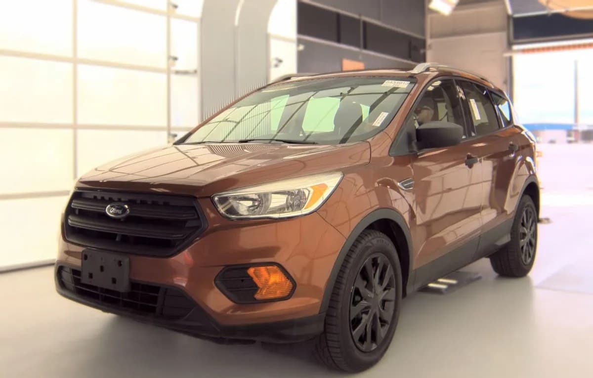 2017 FORD ESCAPE S 1