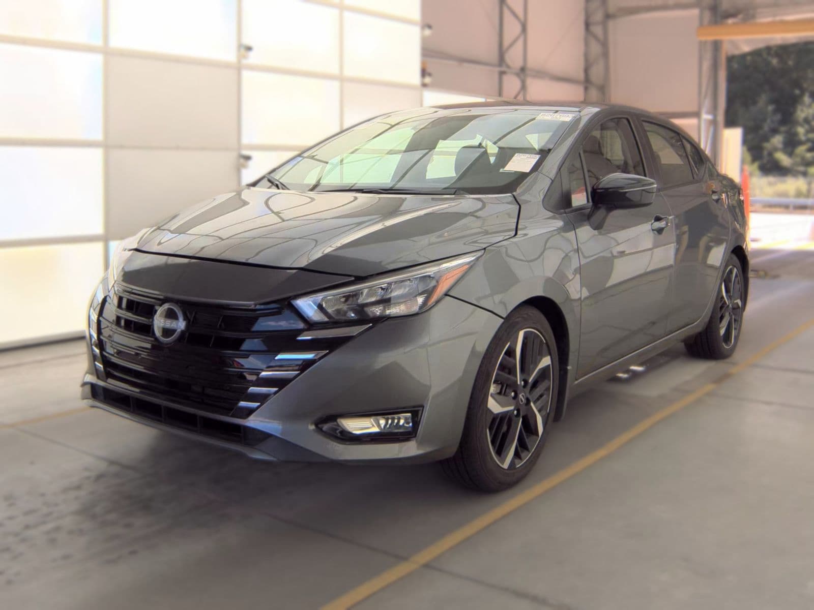 2025 NISSAN VERSA SR 1