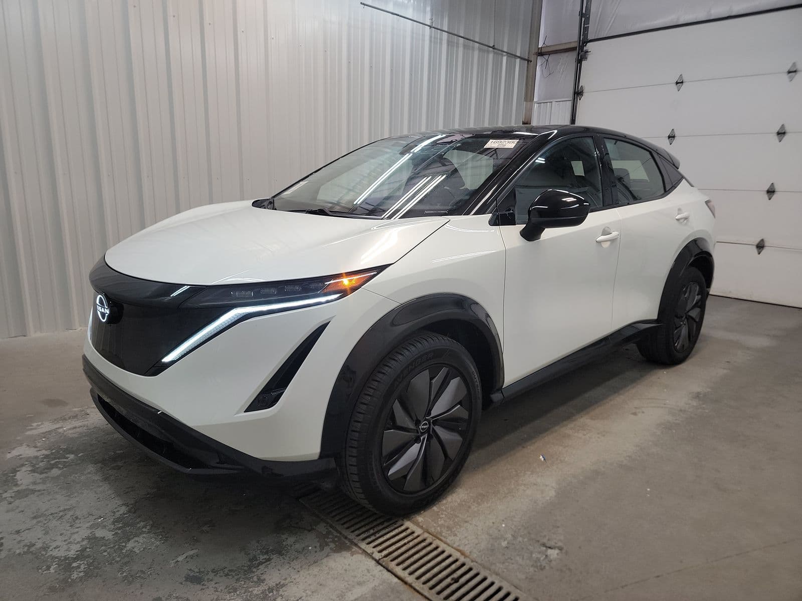 2023 NISSAN ARIYA ENGAGE e-4ORCE 1