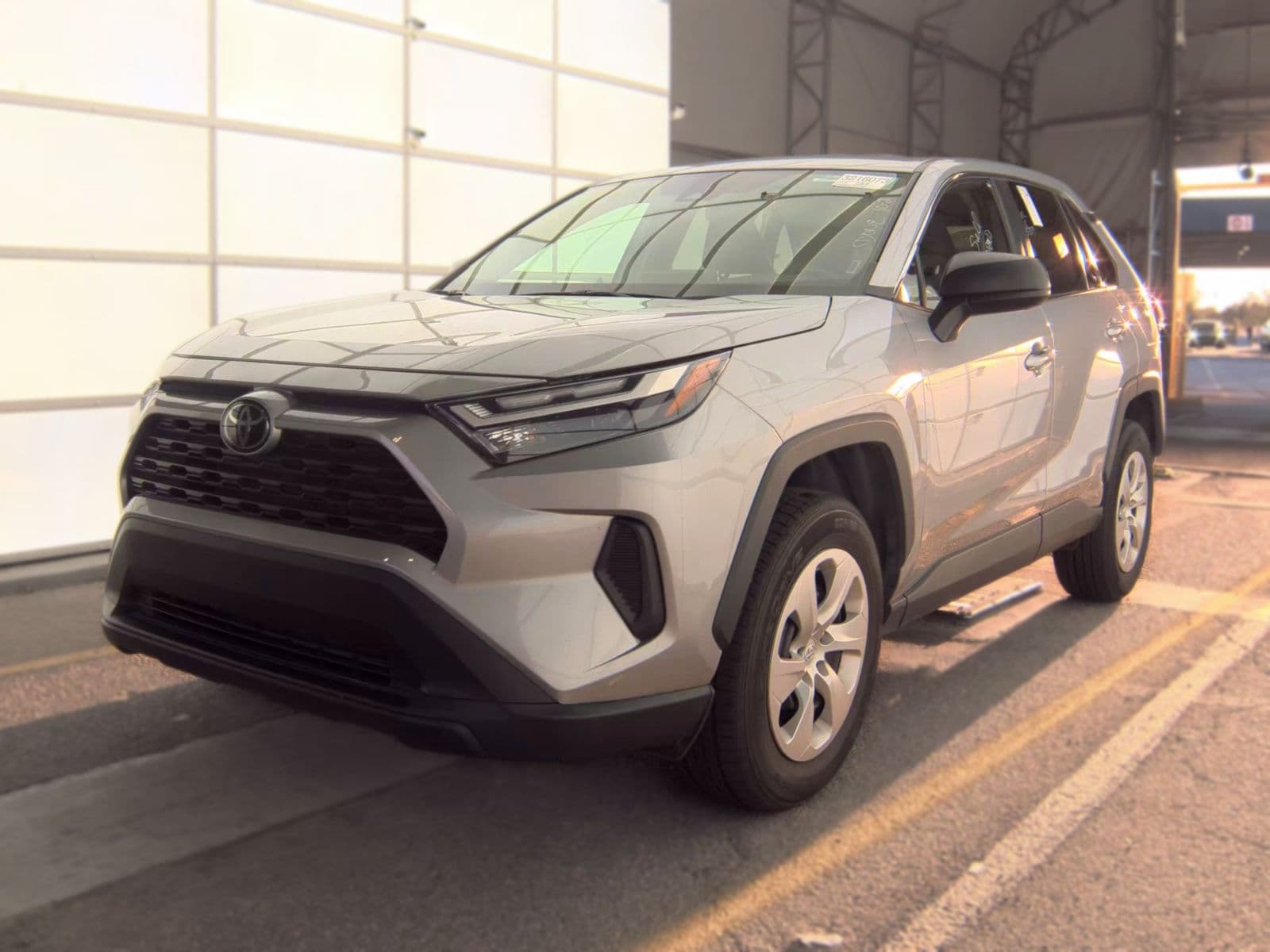2025 TOYOTA RAV4 LE
